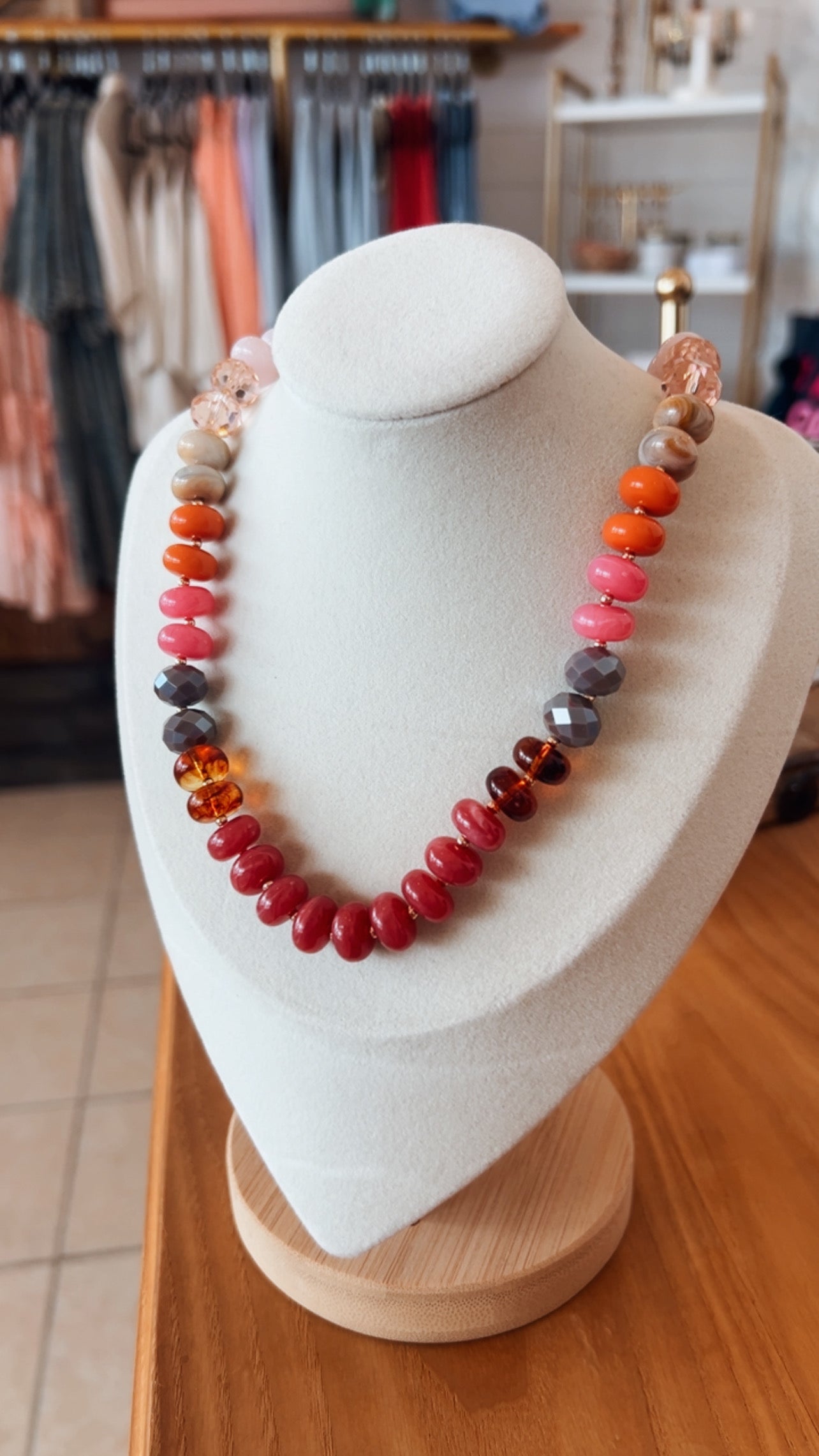 Mixed Bead Short Necklace