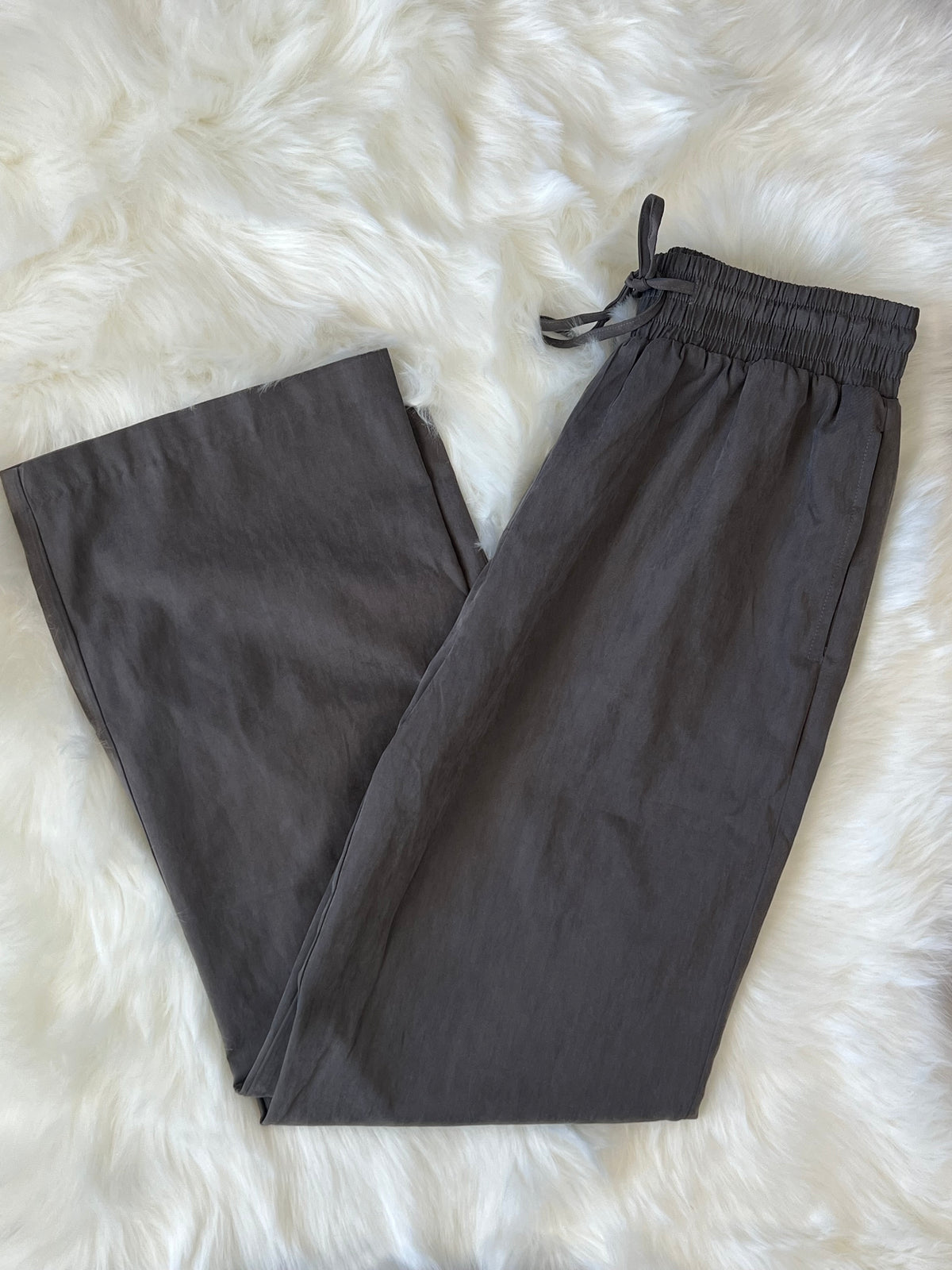 Hem & Thread Charcoal Elastic Waist Detail Side Pocket Wide Leg