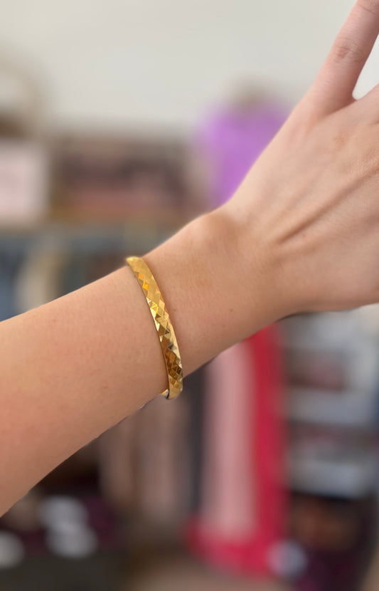 Beauty Bangle