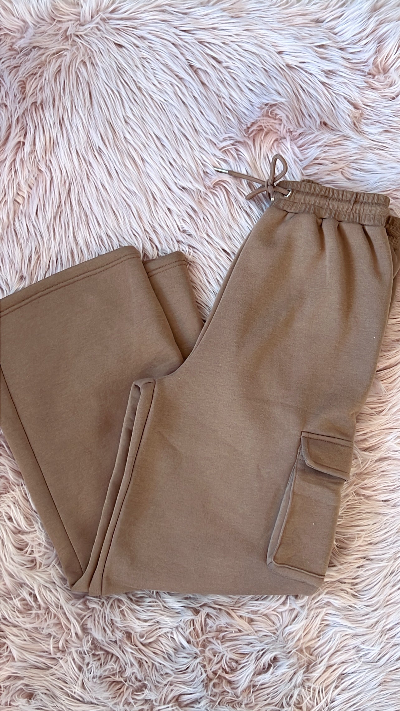HYFVE High Waist Cargo Sweatpants