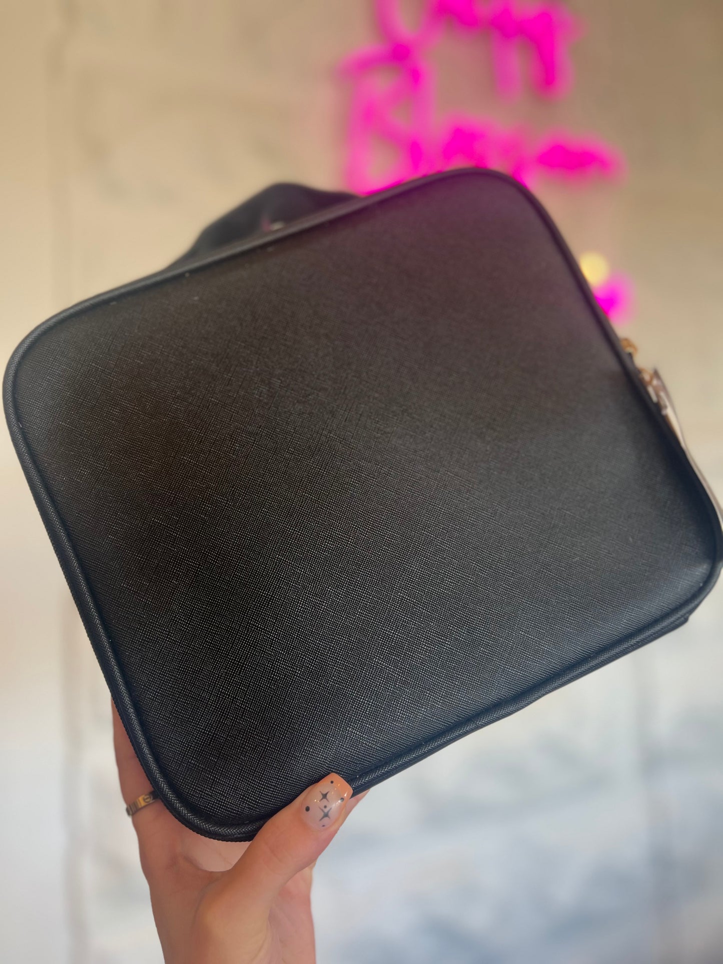 Hard Cosmetic Organizer Case