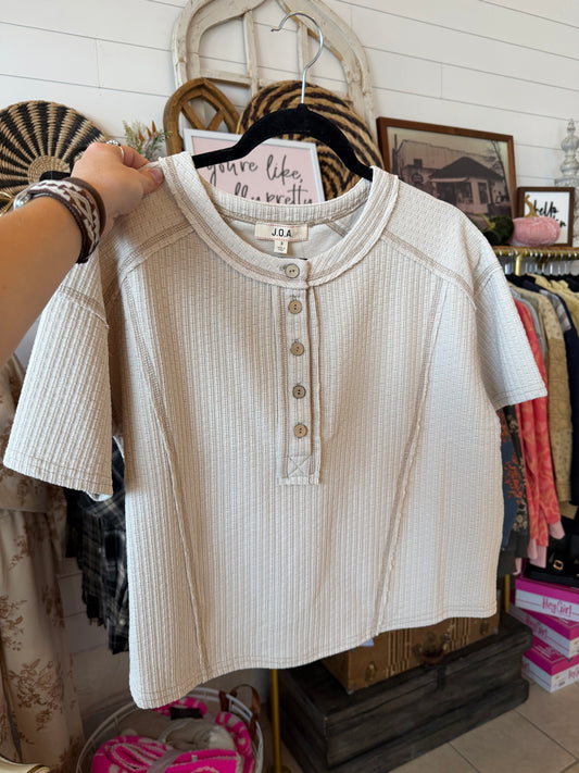 Textured Knit Short Sleeve Henley