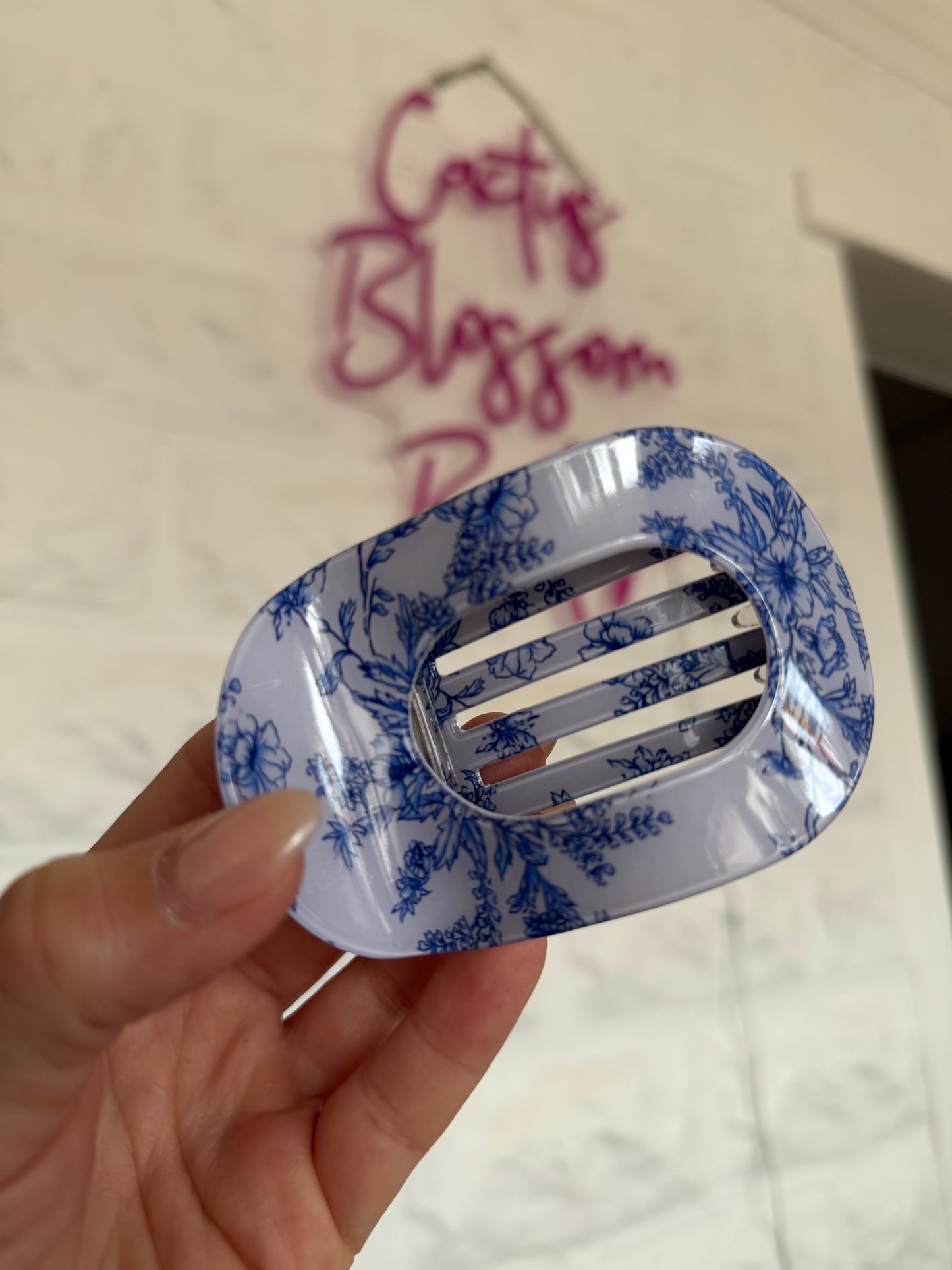 Flat Hair Claw Clip